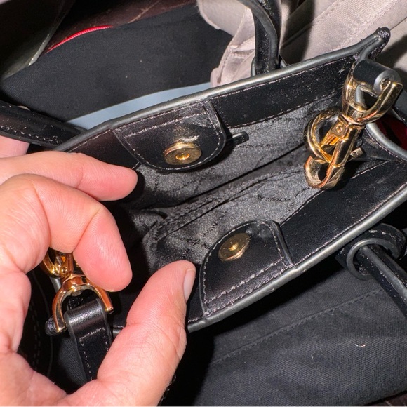 Michael Kors Mercer Extra Small Pebbled Leather Bag - Picture 6 of 9